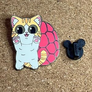 Disney Parks 2023 The Marvels Flerkitten mystery Pin set